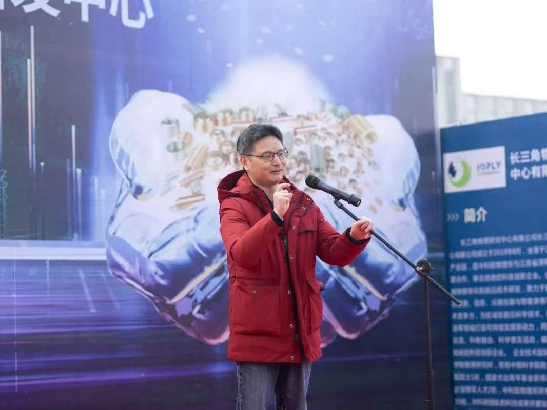 1654135735352096385.jpeg 1640323464350188.jpeg